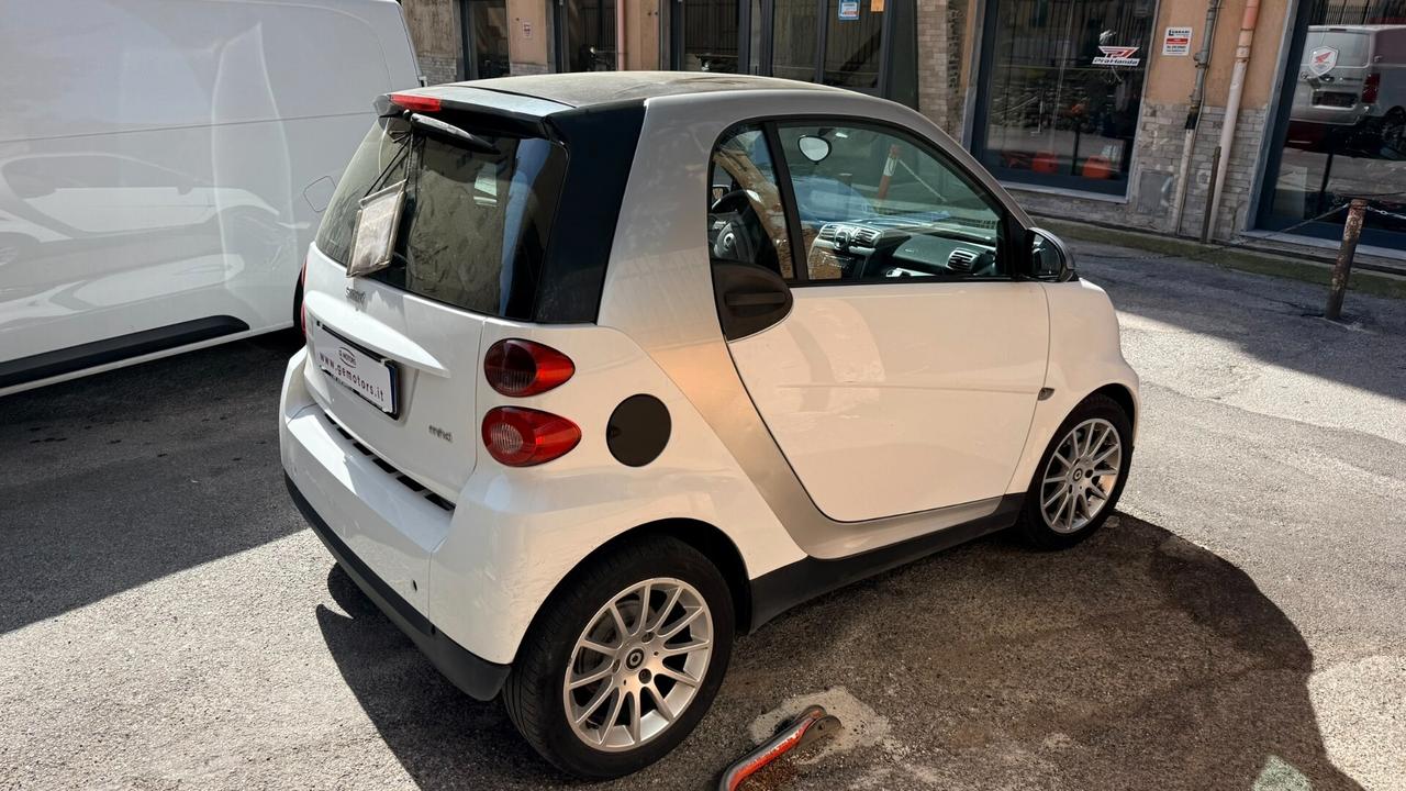 Smart ForTwo 1000 52 kW coupé pure