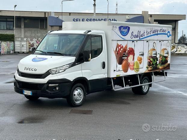IVECO DAILY CON FRIGO ANNO 11/2017 SUPER PREZZO!