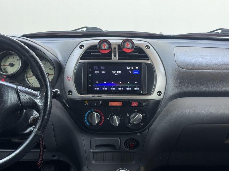 Toyota RAV4 5p 2.0 d-4d 16v ASI KIT RIALZO +4CM LUCI LED PORTAPACCHI