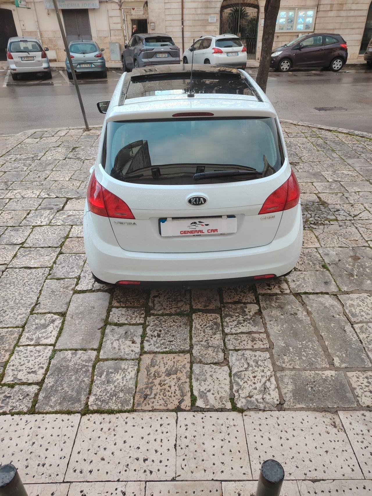 Kia Venga 1.4 CRDi 90CV Cool - TETTO APRIBILE