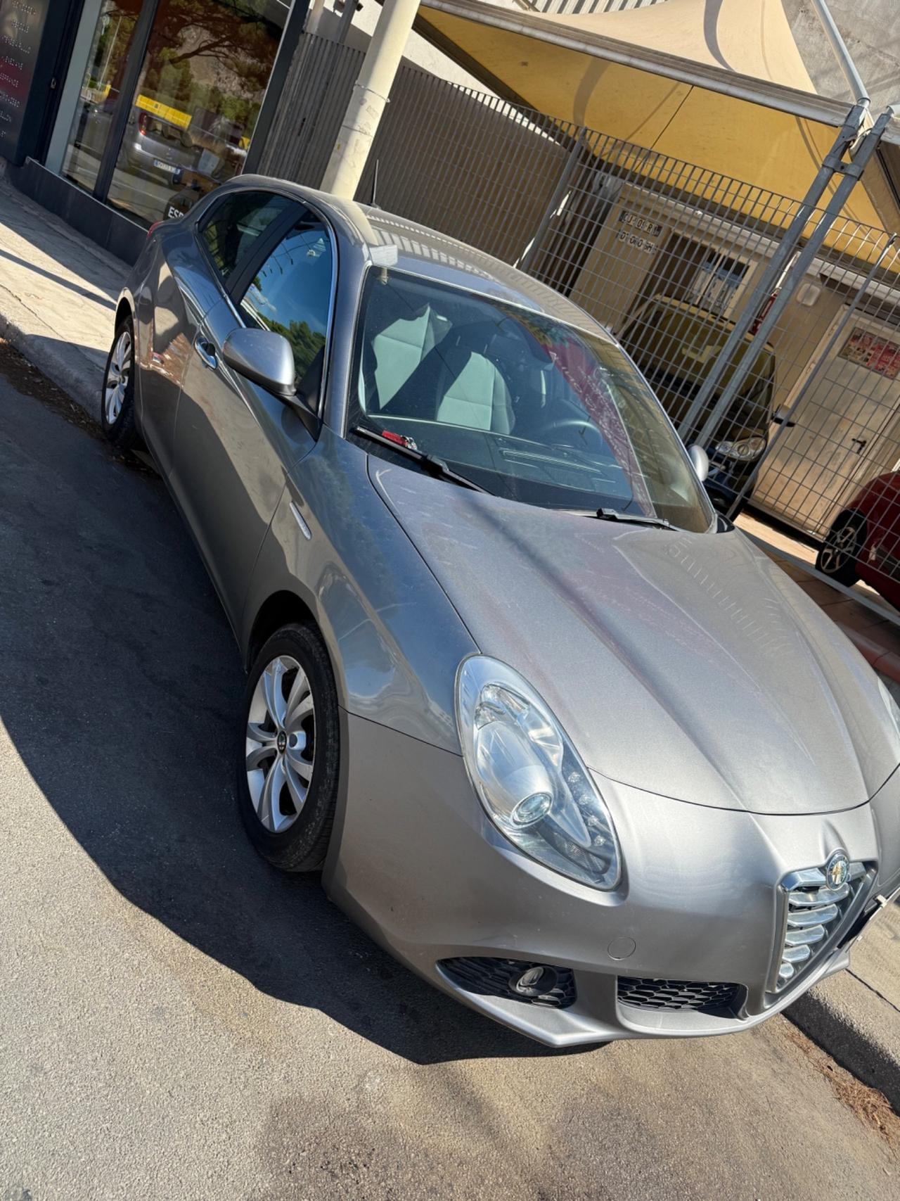 Alfa Romeo Giulietta 1.6 JTDm-2 105 CV Exclusive