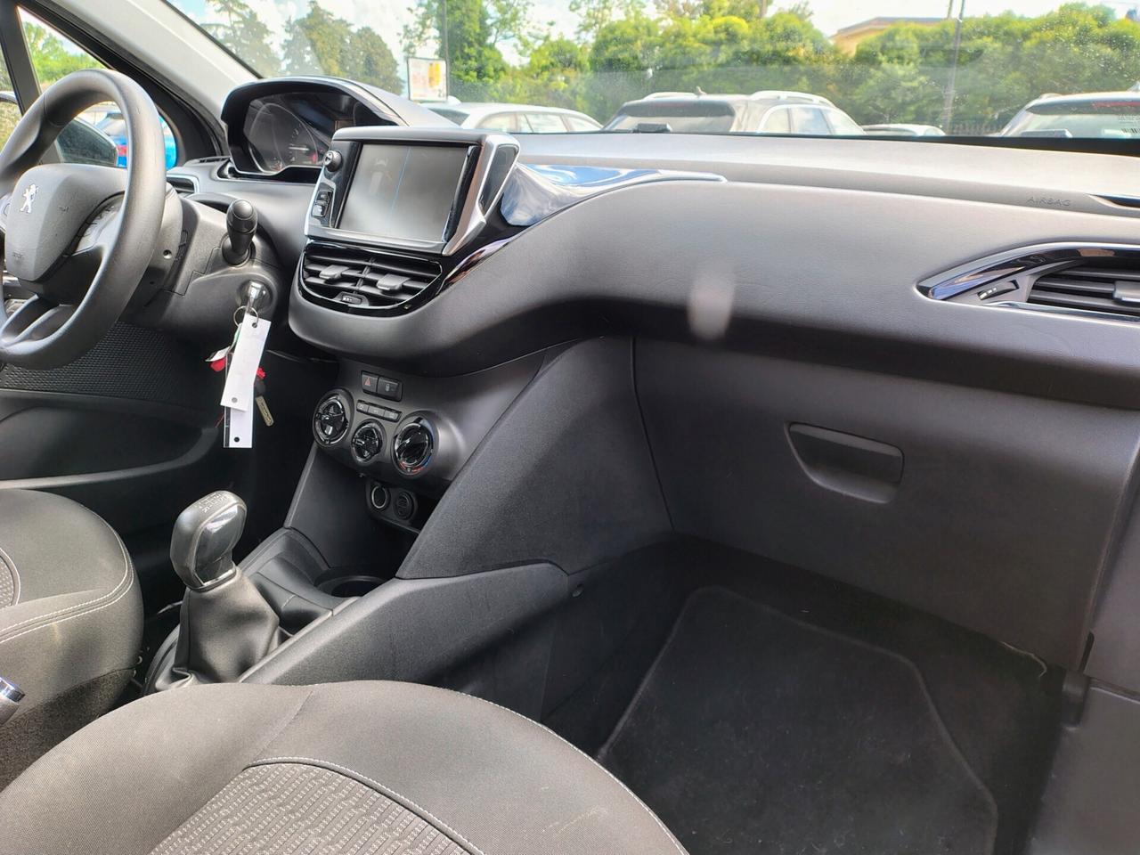 Peugeot 208 PureTech 82 5 porte Allure