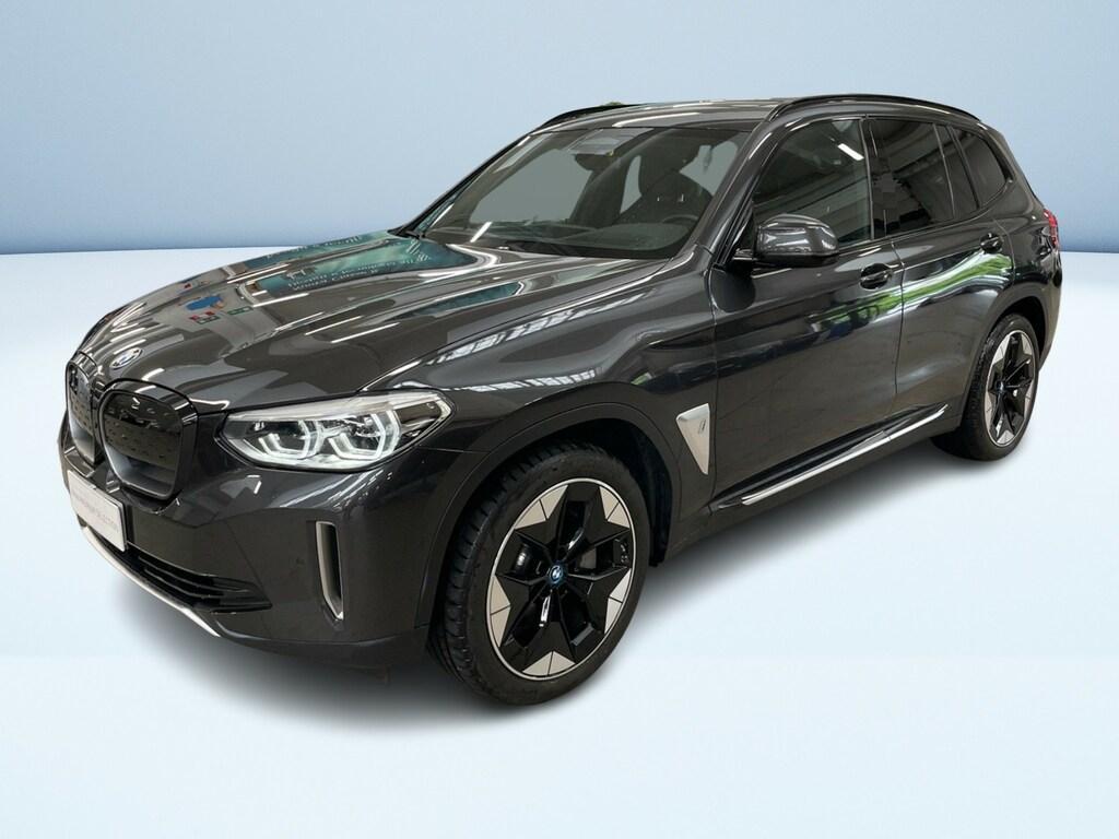 BMW iX3 BEV Impressive