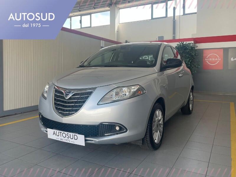 Lancia Ypsilon 1.2 69 CV 5 porte GPL Ecochic Silver