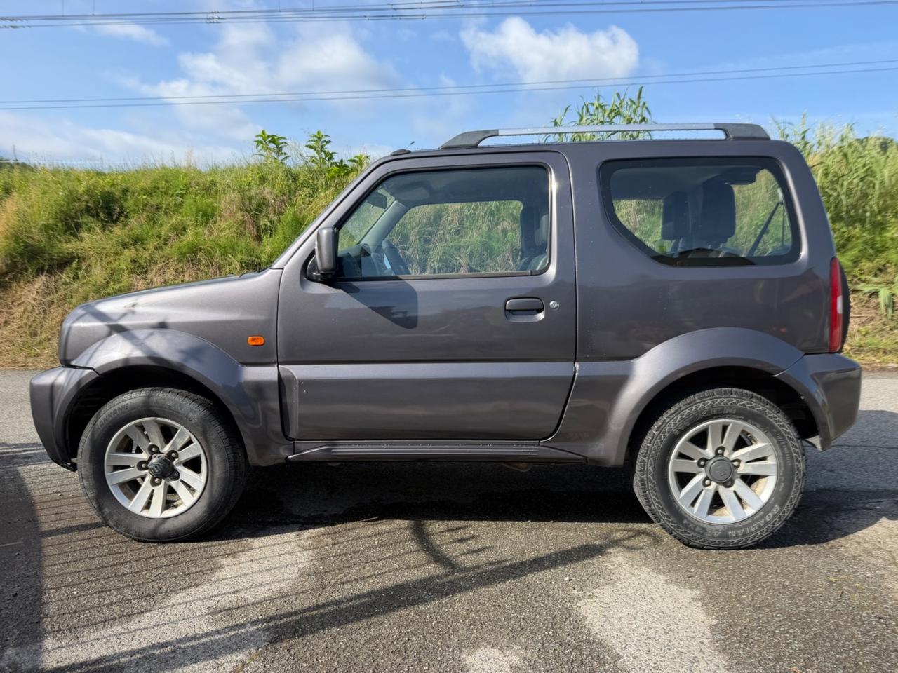 Suzuki Jimny 1.3i 16V cat 4WD JLX