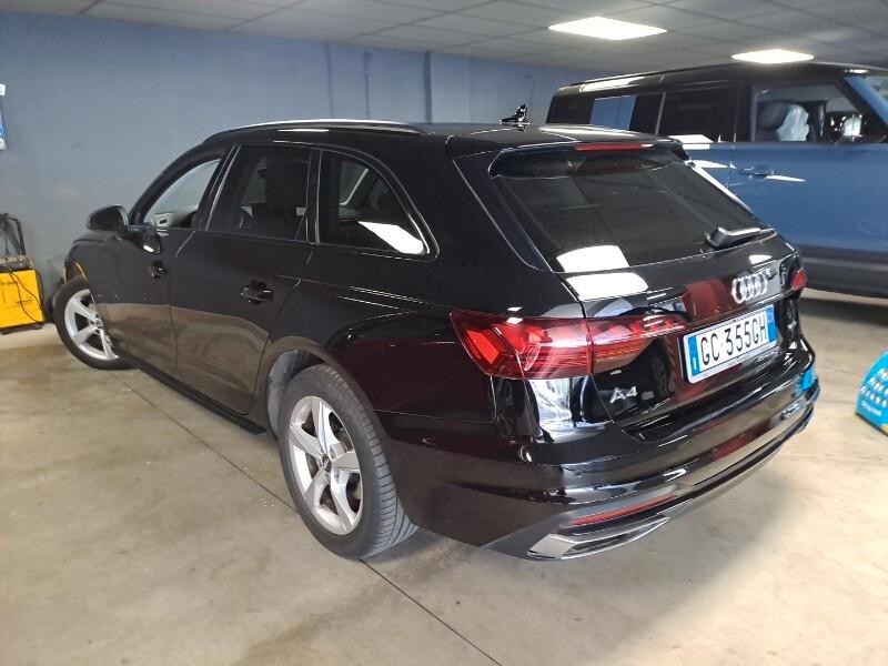 Audi A4 Avant 40 TDI quattro S tronic Business