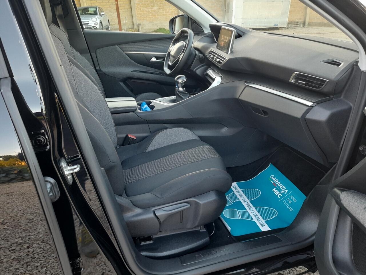 Peugeot 3008 BlueHDi 130 CAMBIO MANUALE ANNO 2022