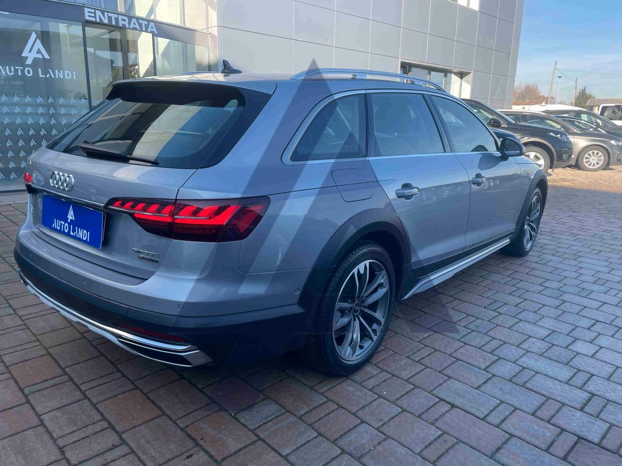 Audi A4 allroad 40 TDI 204 CV S tronic Identity Contrast