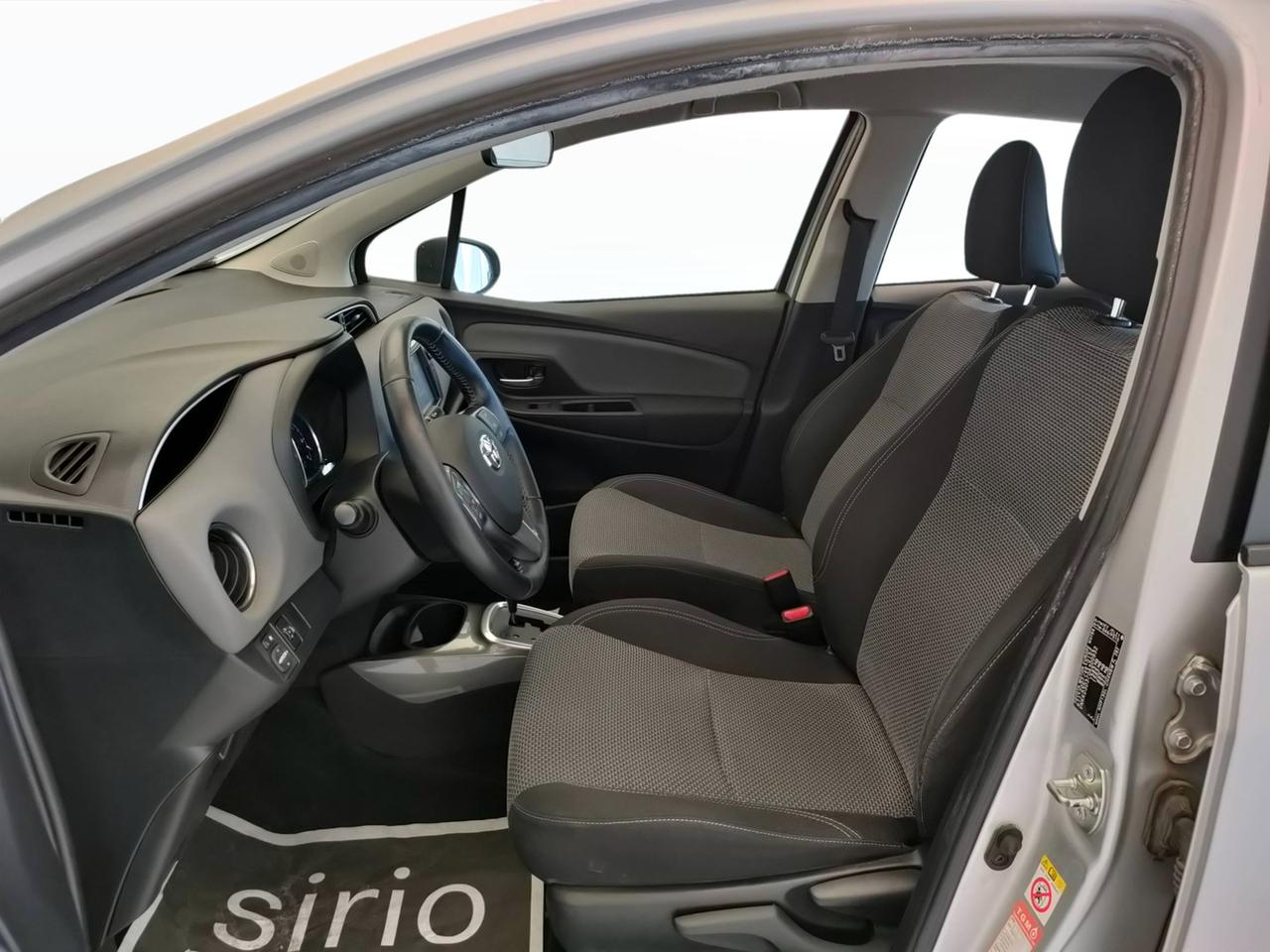 TOYOTA Yaris III 2015 - Yaris 5p 1.5h Active my16