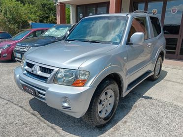 Mitsubishi Pajero 2.5 TDI 115CV 3 PORTE 4X4