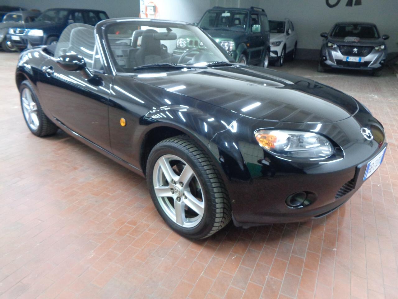Mazda MX-5 Roadster 1.8L Fire