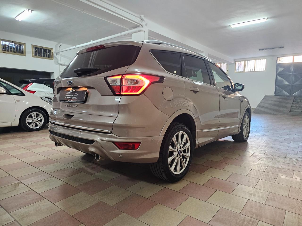 Ford Kuga 2.0 TDCI 180 CV S&S 4WD Powershift Vignale