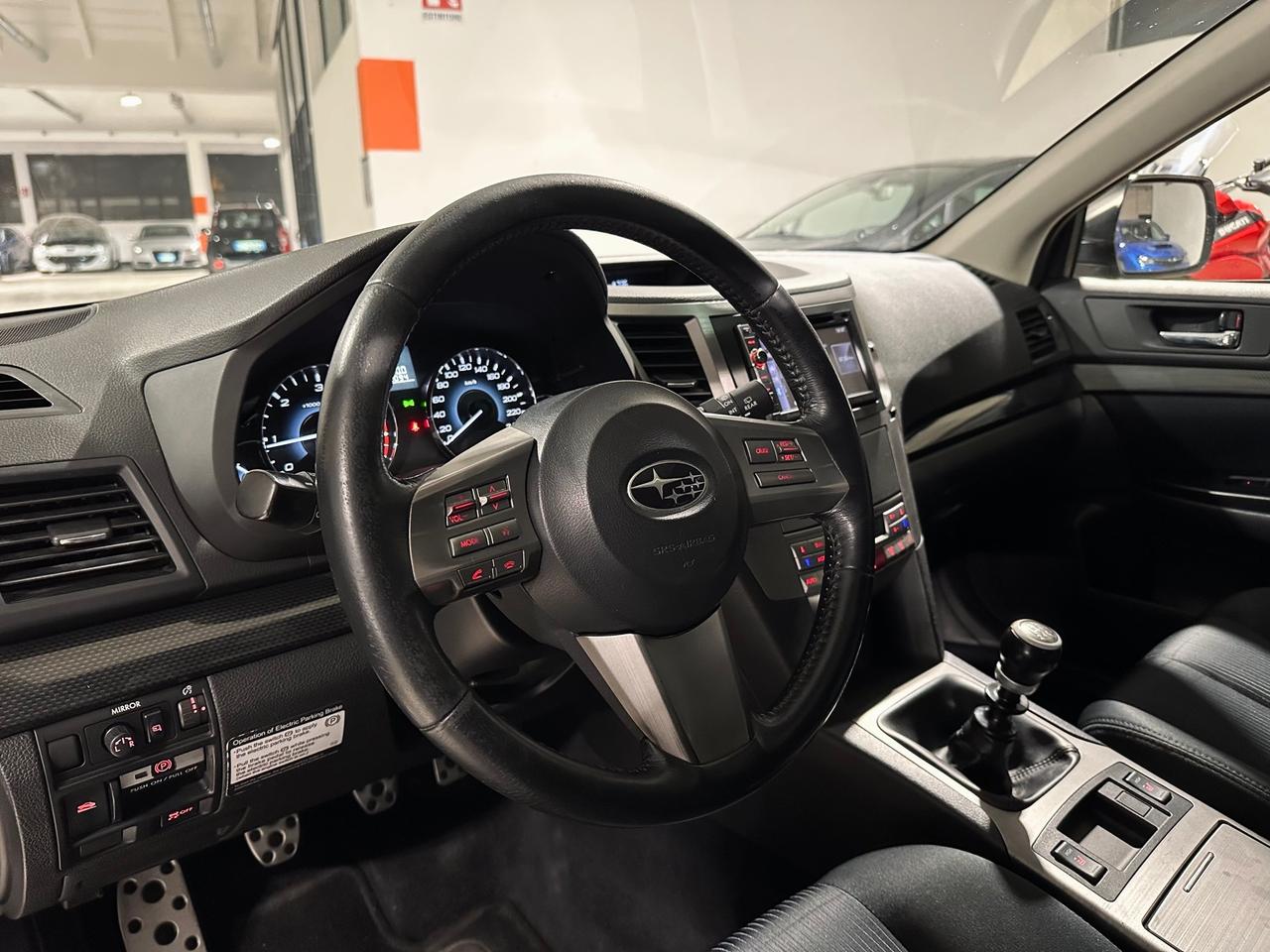 Subaru Legacy 2.0D-S 4WD Dynamic TETTO-RETROCAMERA