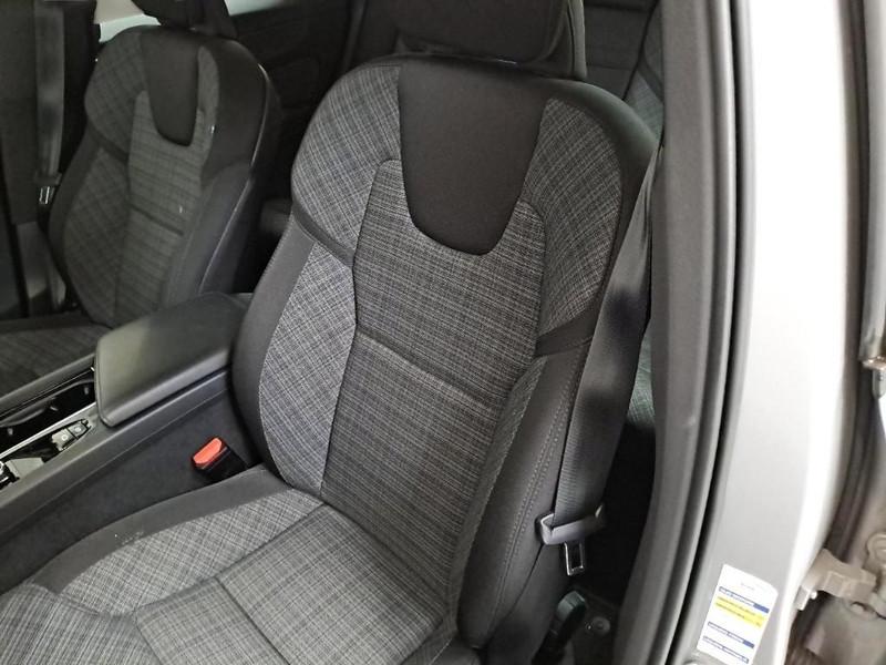 VOLVO XC60 B4 D AWD AUTOMATICO CORE SUV