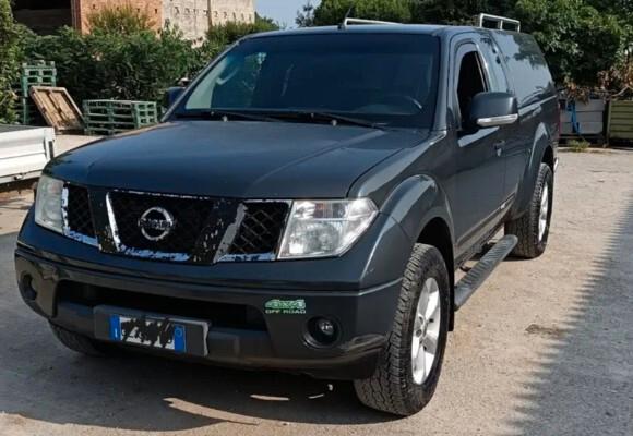 Nissan Navara 2.5 dCi 2 porte King Cab XE
