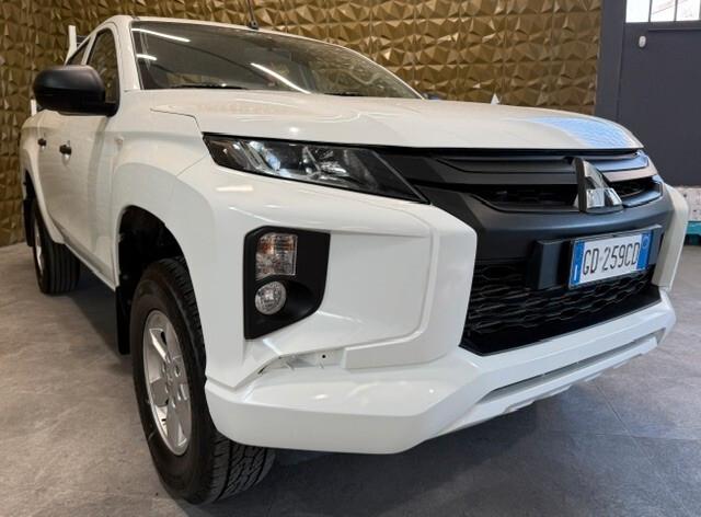 Mitsubishi L200 2.3 D Double Cab 4x4 Super Select Intense
