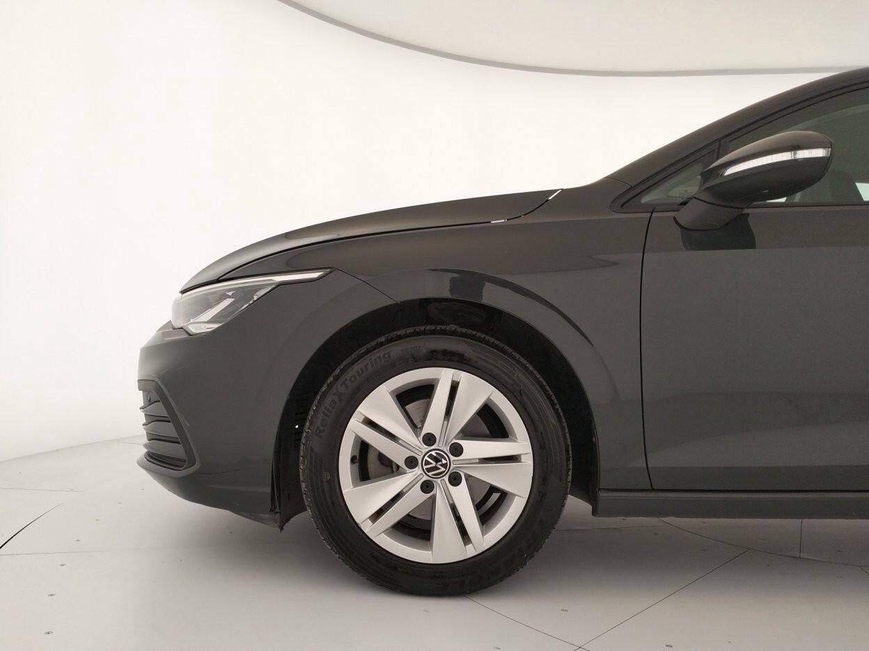 VOLKSWAGEN GOLF 1.0 tsi evo Life 110cv - IVA ESPOSTA