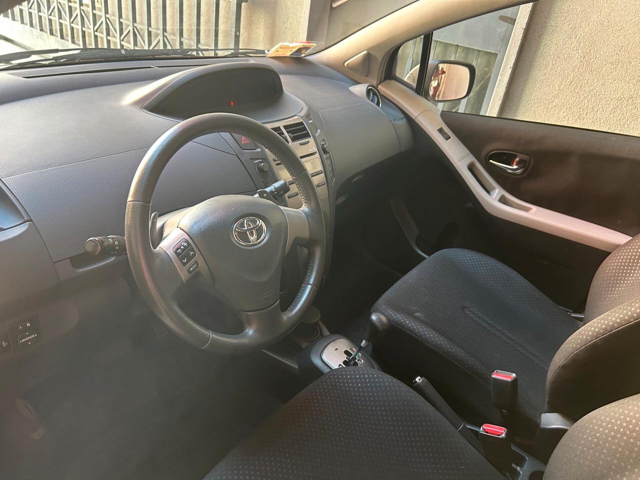 Toyota Yaris 1.3 5 porte M-MT Sol