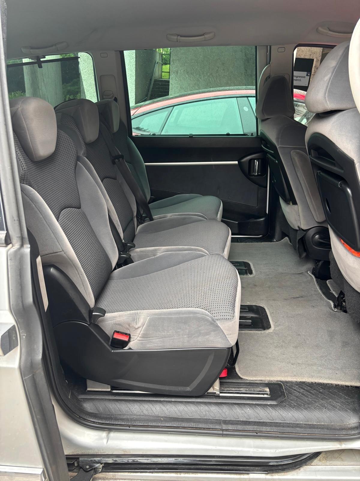 Peugeot 807 2.0 HDi 136CV ST Mix - 7/8 POSTI