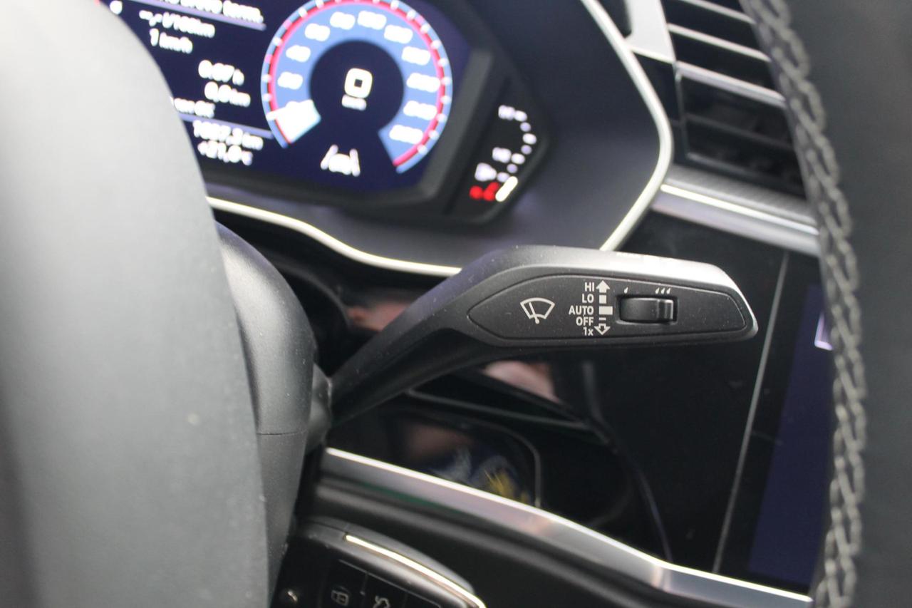 Audi Q3 Sportback 2.0 tdi S line Edition S-Tronic