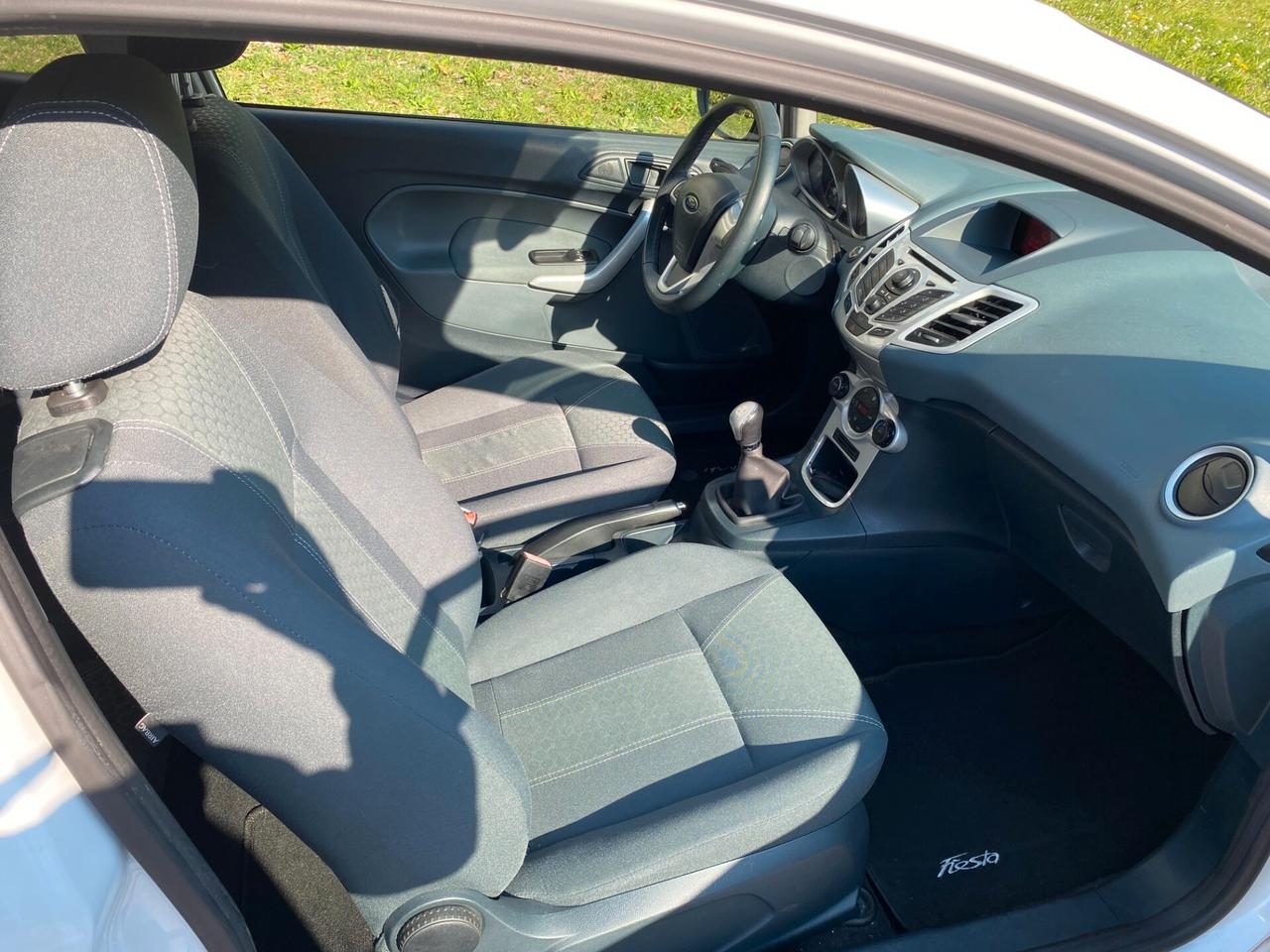 Ford Fiesta 1.2 82CV 3 porte Titanium