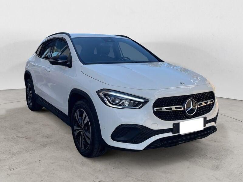Mercedes-Benz GLA 180d Sport Plus FULL LED/MBUX