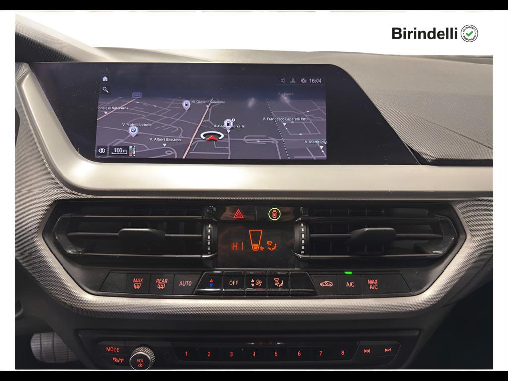 BMW Serie 1 (F40) - 116d 5p. Business Advantage