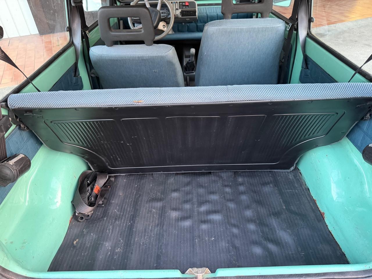 Fiat Panda 900 i.e. cat Young