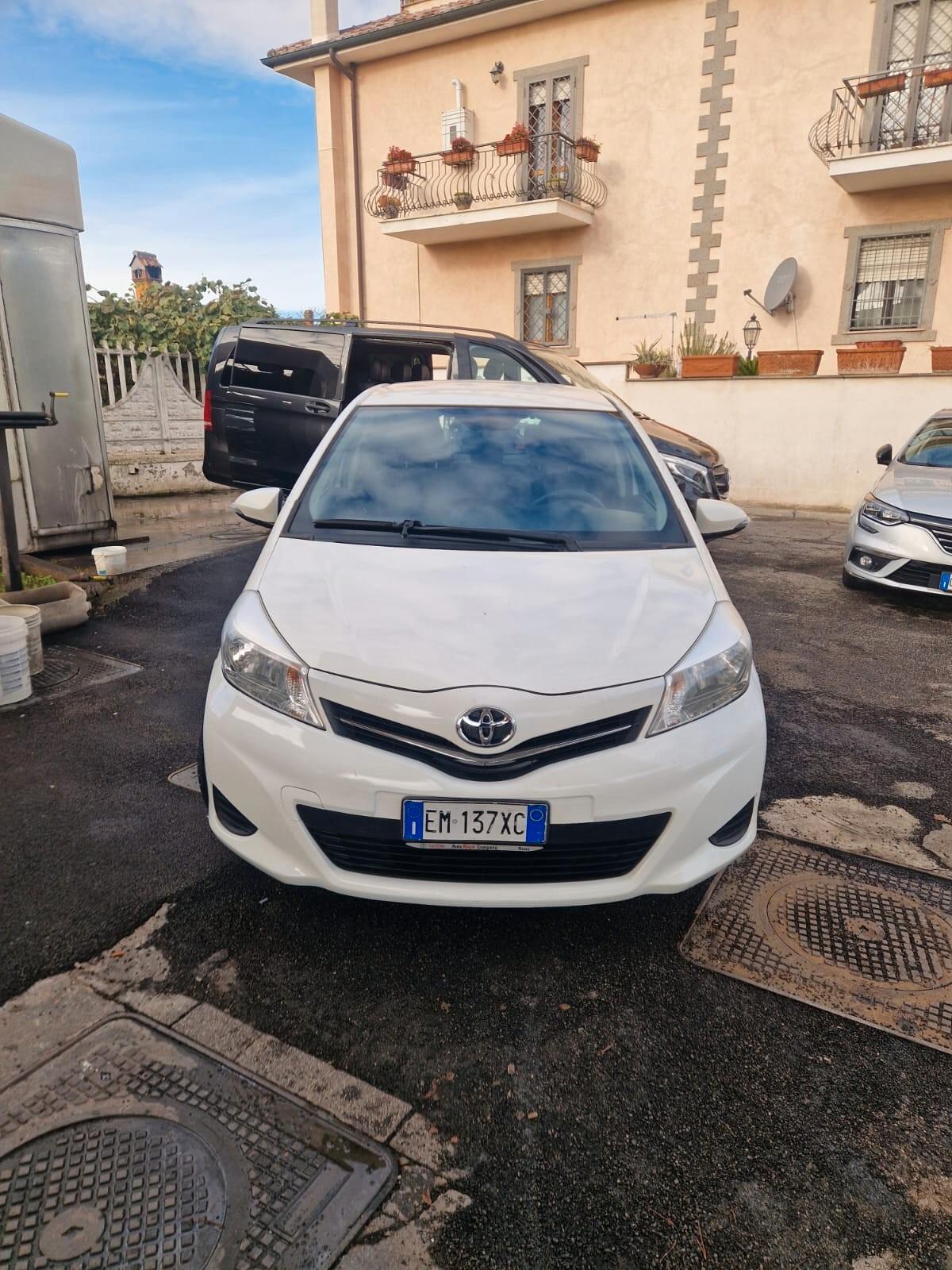 Toyota Aygo 1.0 12V VVT-i 5 porte Lounge Connect MMT