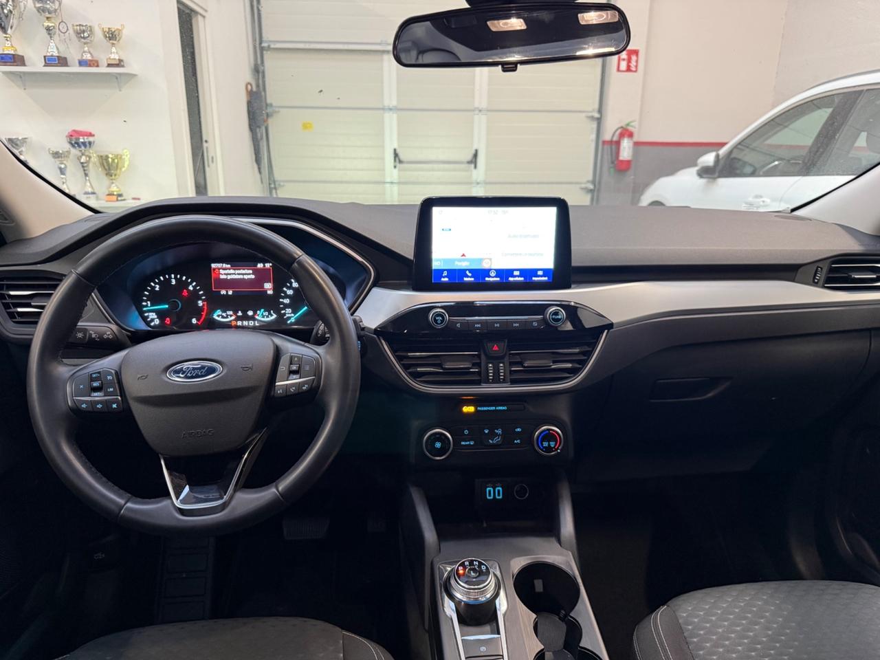 Ford Kuga 1.5 EcoBlue 120 CV aut. 2WD Connect