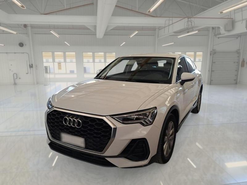 AUDI Q3 SPORTBACK 45 TFSI e S tronic Business Plus