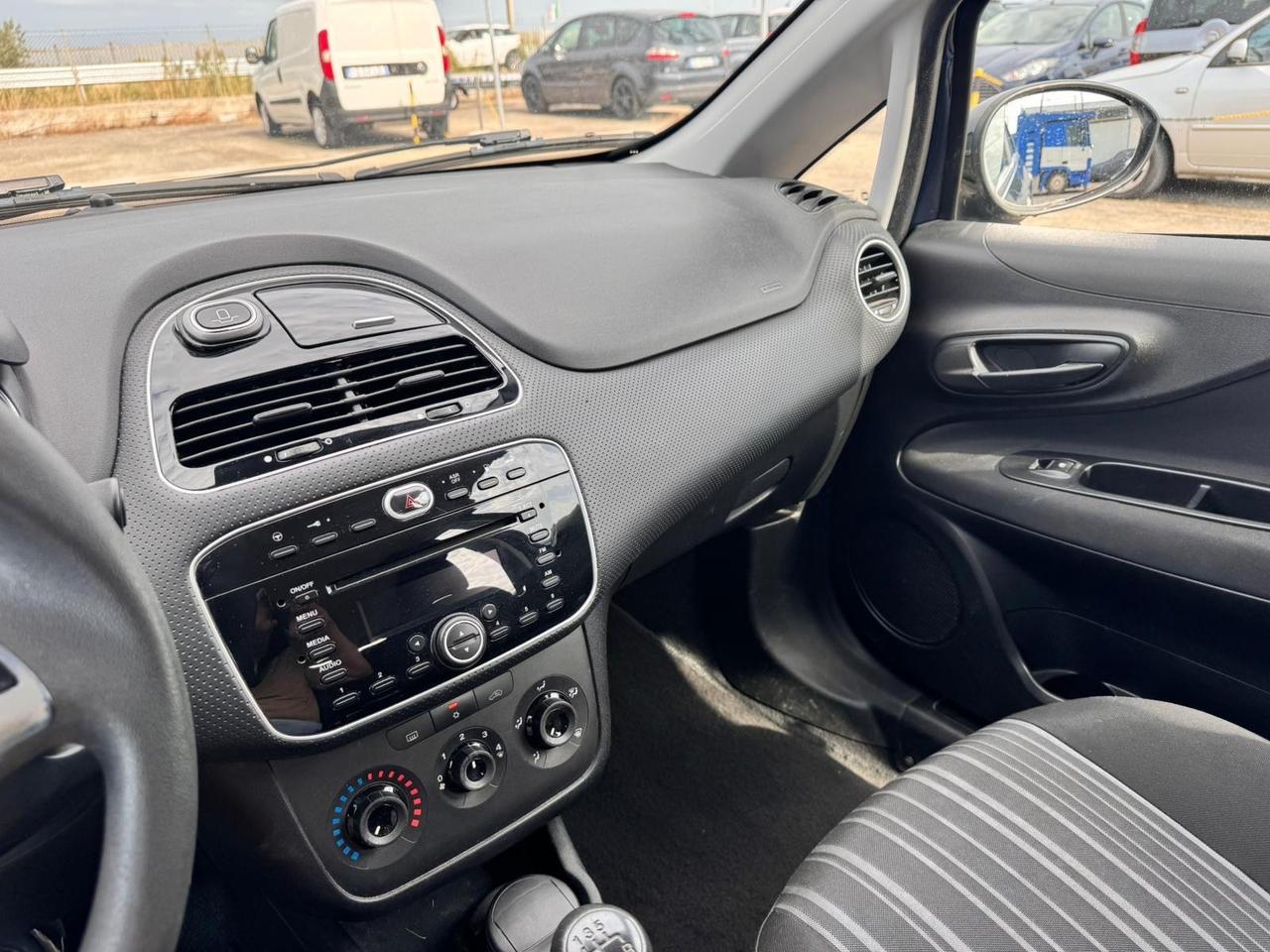 Fiat Punto Evo 1.4 5 porte Emotion Neo P ok