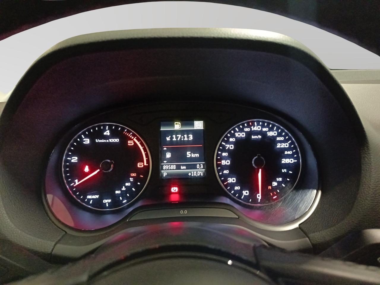 AUDI Q2 - Q2 30 TDI S tronic Business