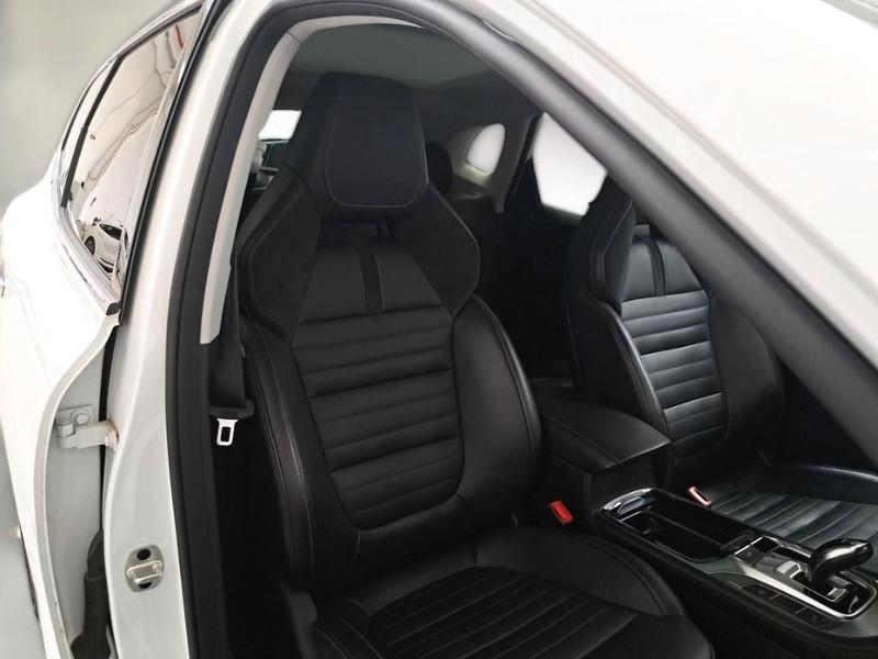 MG EHS 1.5 T PLUG-IN HYBRID EXCLUSIVE AUTO SUV