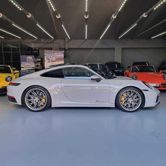 Porsche 992 Carrera 4S CARBO-TETTO-PDCC-RADAR