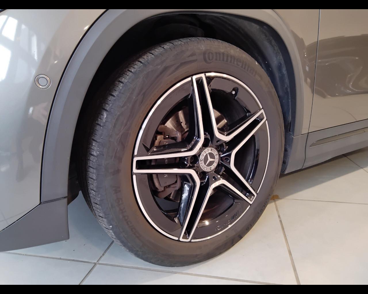 Mercedes-Benz GLA-H247 2020 - GLA 180 d Premium auto