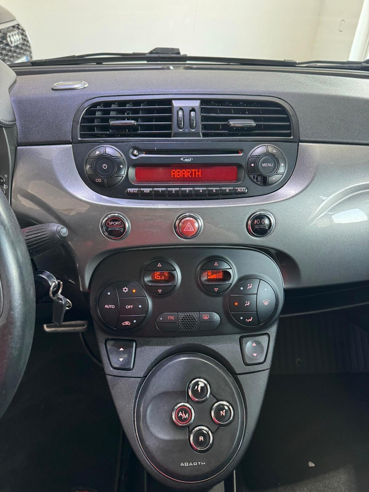Abarth 500 C 1.4 Turbo T-Jet