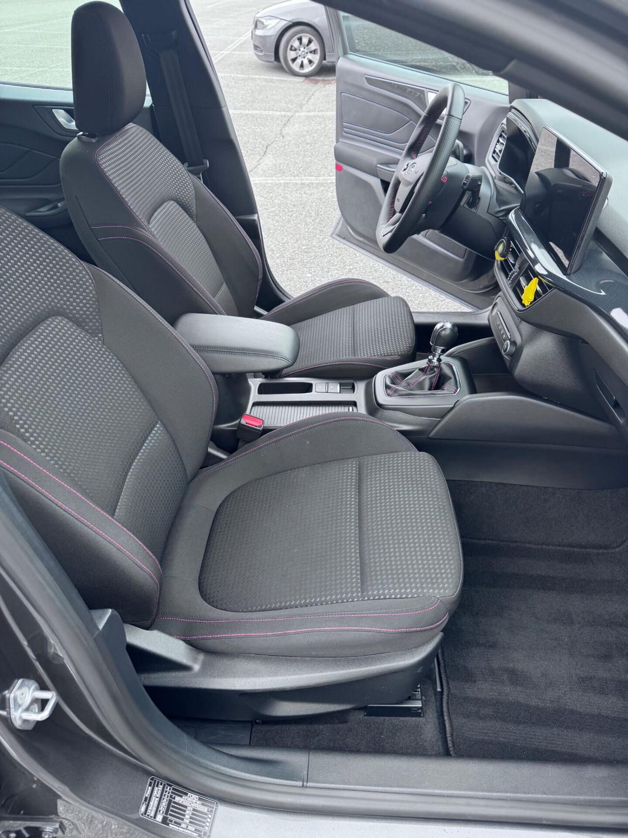 Ford Focus 1.0 Hybrid 125 CV SW ST-Line