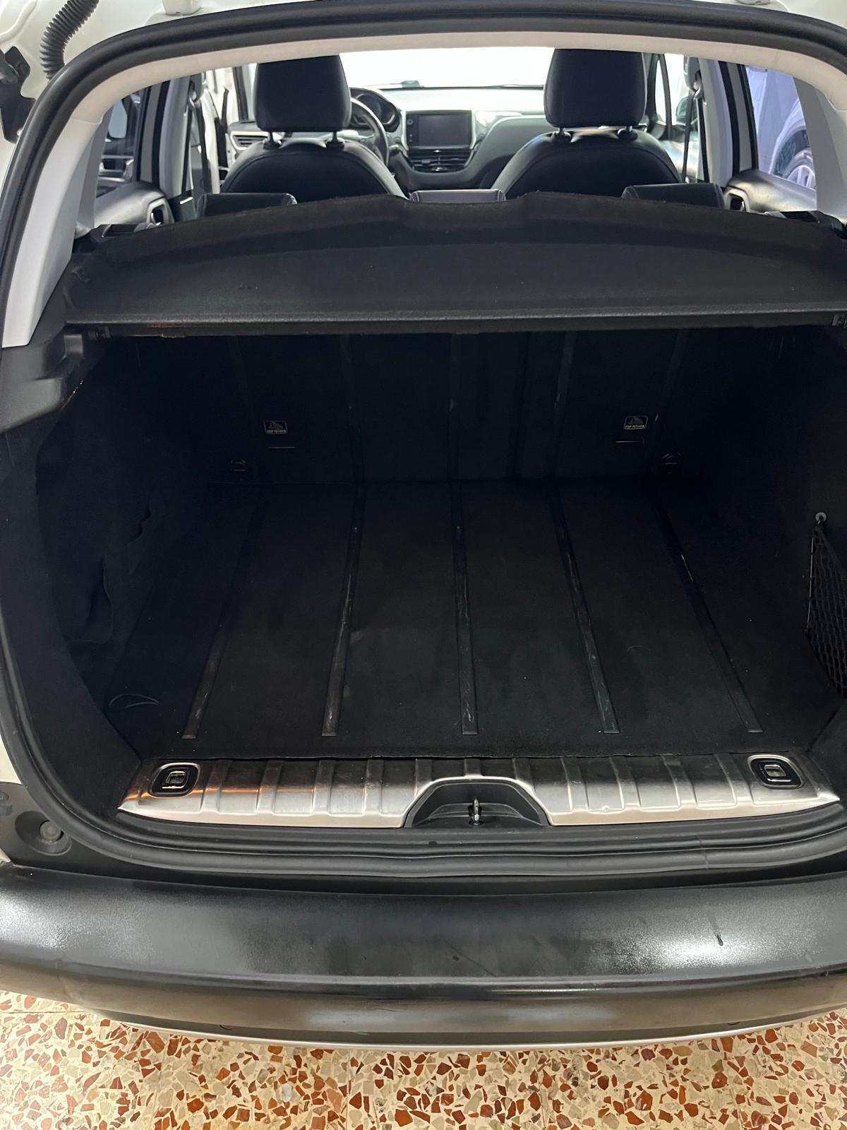 Peugeot 2008 1.6 e-HDi 92 CV Stop&Start Allure