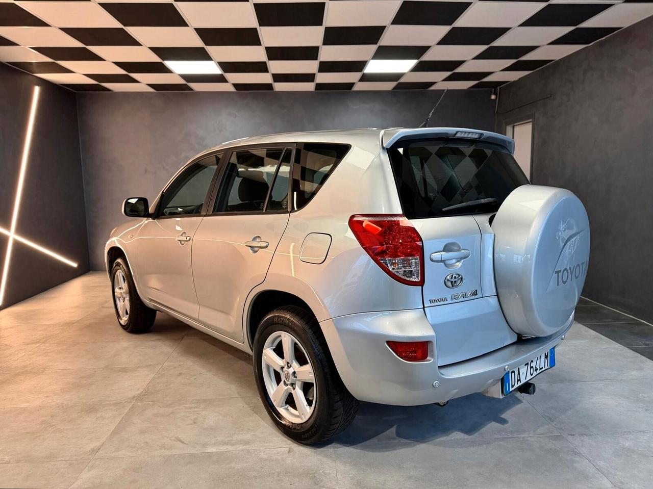 Toyota RAV 4 RAV4 2.0 Sol