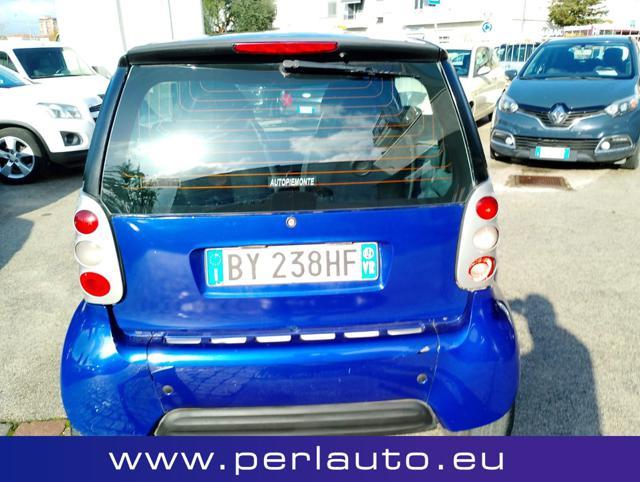 SMART ForTwo 800 smart & passion cdi (30 kW)