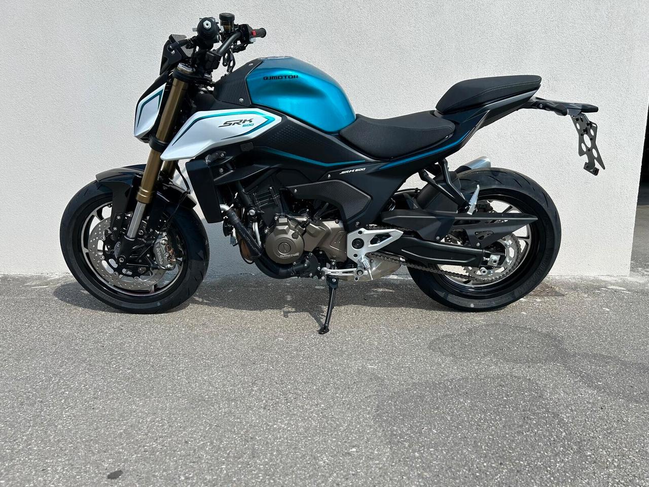 Qj Motor SRK 600 in promozione