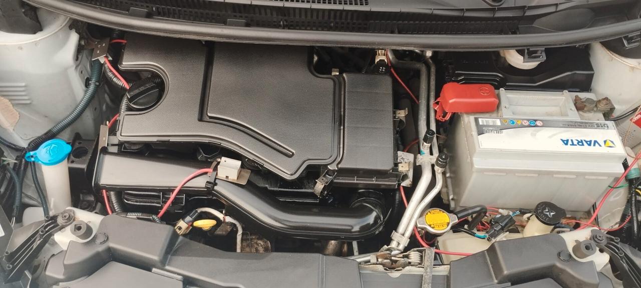 Peugeot 108 Vti 1.0 08/15 km 79650