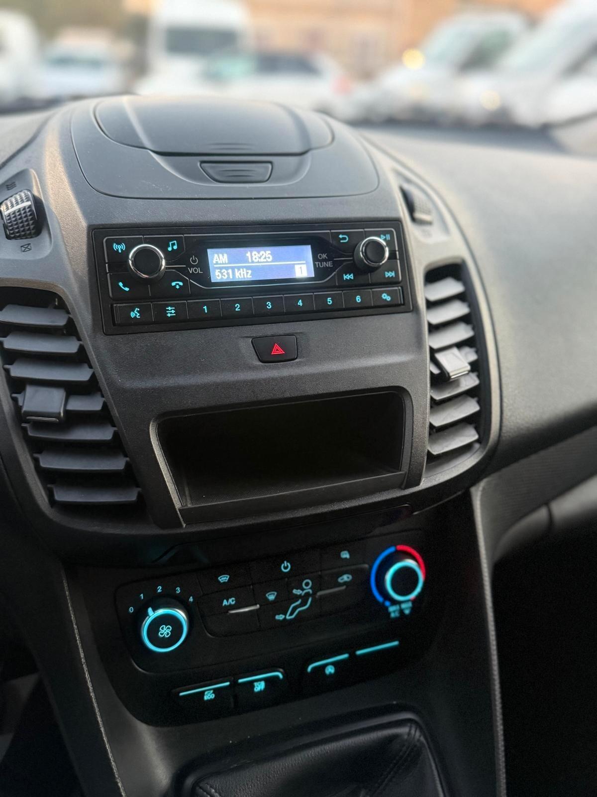 FORD Transit Connect 220 1.5 TDCi 3 posti