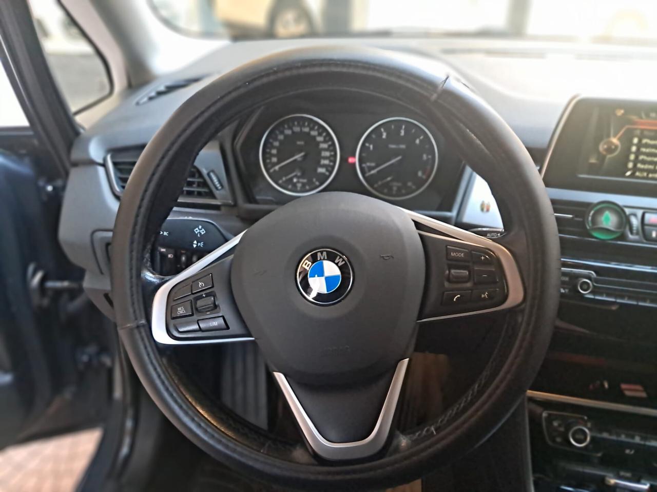 Bmw 216 216d Active Tourer-Solo89000km-EURO15990