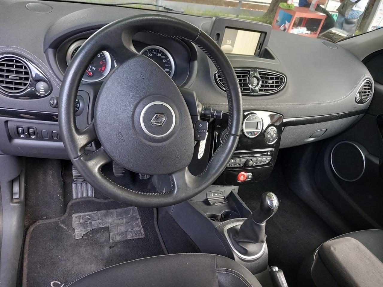 Renault Clio 1.2 16V 3 porte Live!