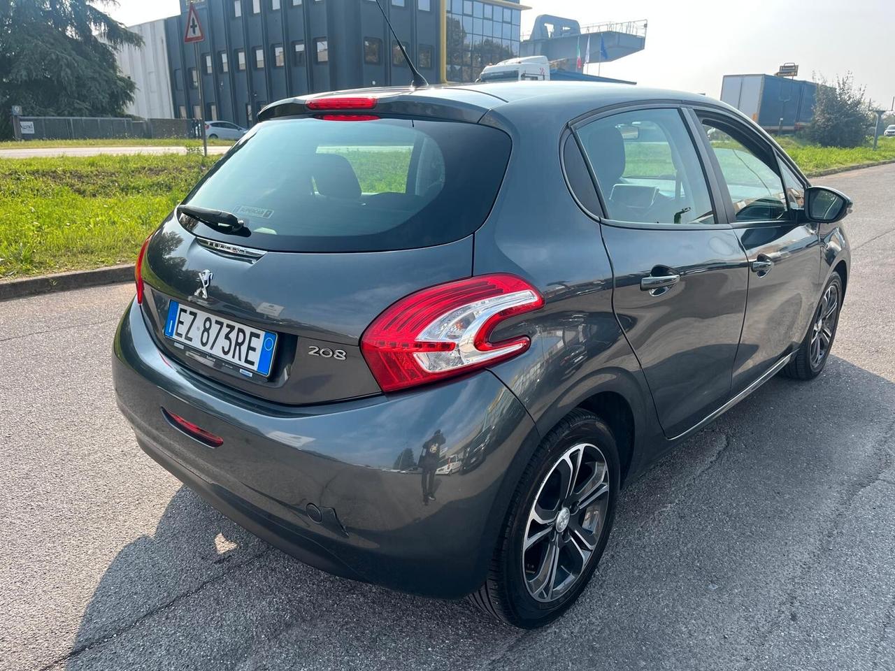 Peugeot 208 1.4 HDi 68 CV 5 porte Access