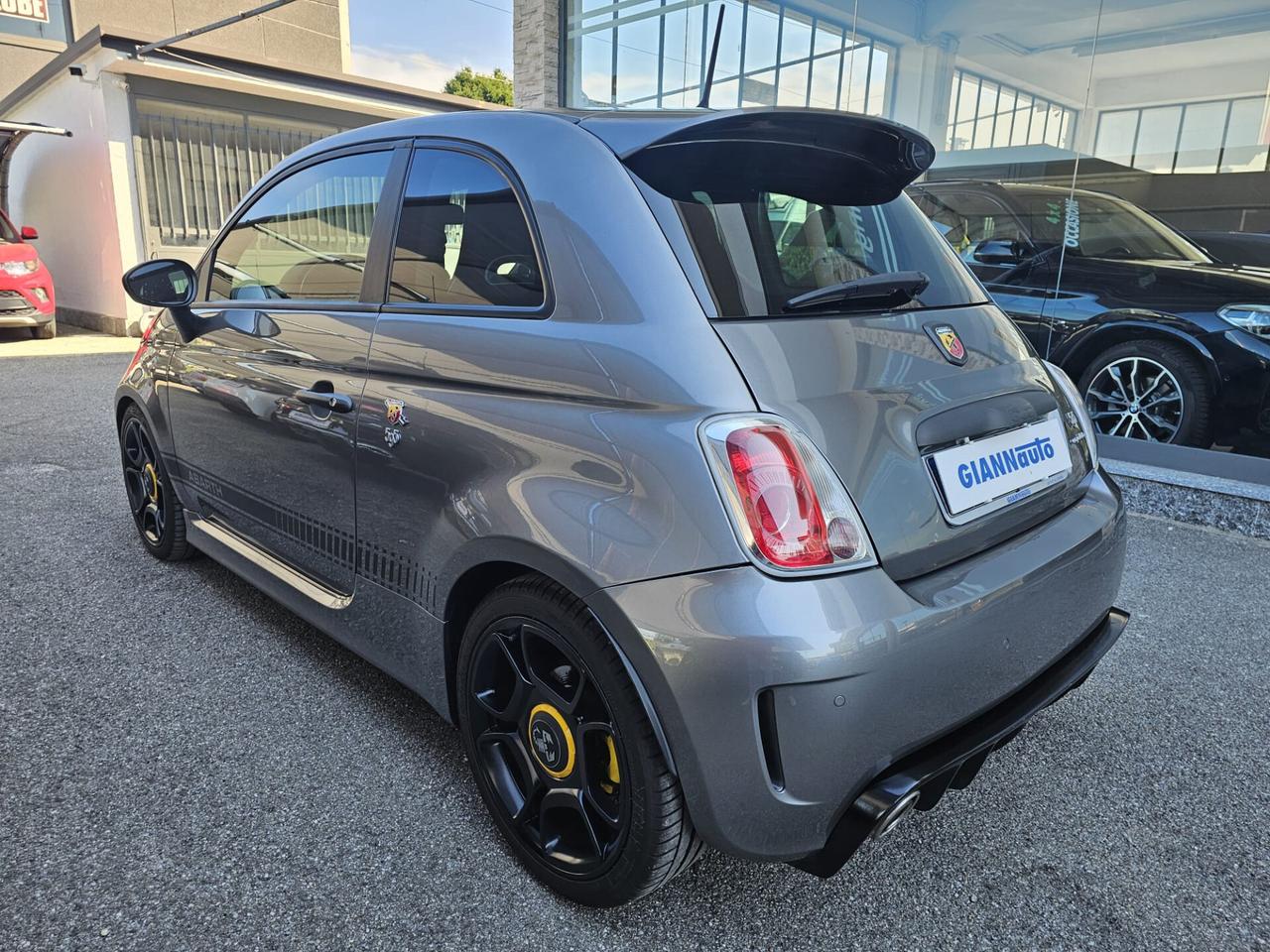 Abarth 595 1.4 Turbo T-Jet 160 CV MTA Competizione
