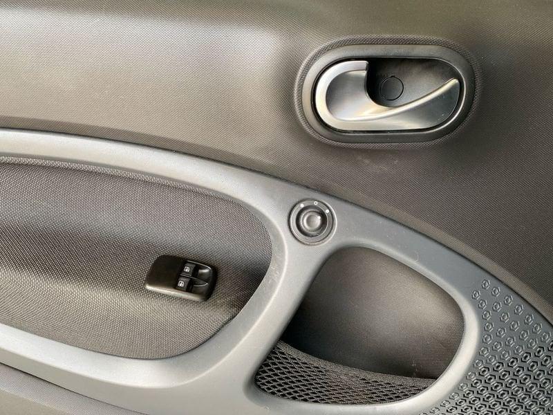 smart fortwo eq Passion 22kW