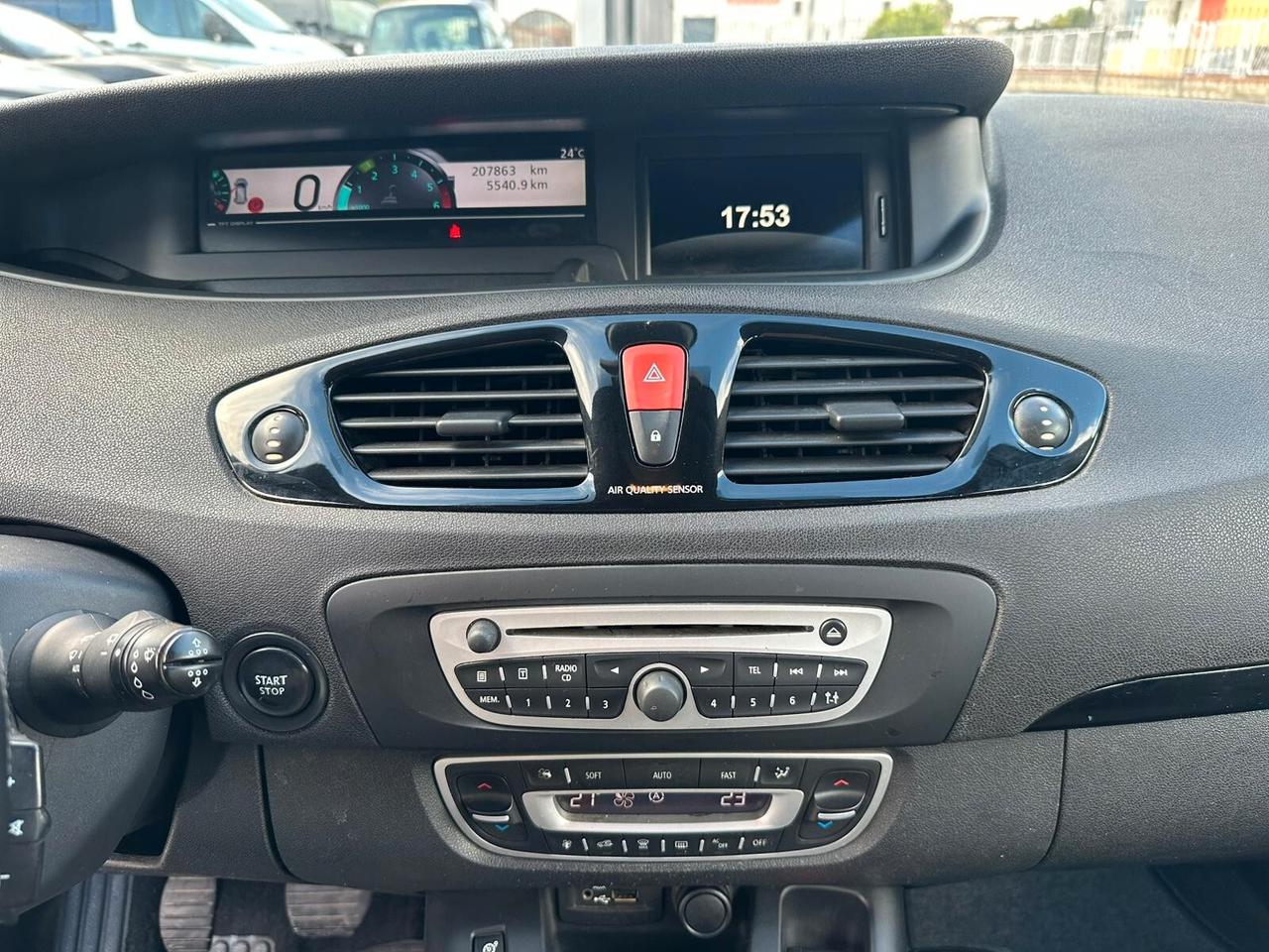 Renault Scenic 1.5 dCi 110CV Dynamique